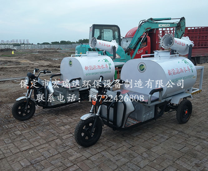 保定宏瑞達(dá)灑水霧炮車SW4—天津?qū)W校項(xiàng)目工地使用案例 保定宏瑞達(dá)灑水霧炮車SW4—天津?qū)W校項(xiàng)目工地使用案例